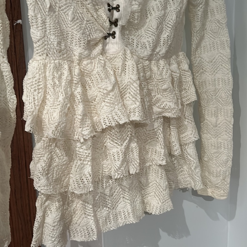Free people - Picture 4 of 4